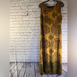 Basic 4 You.  Ladies maxi summer dress. Size Large.